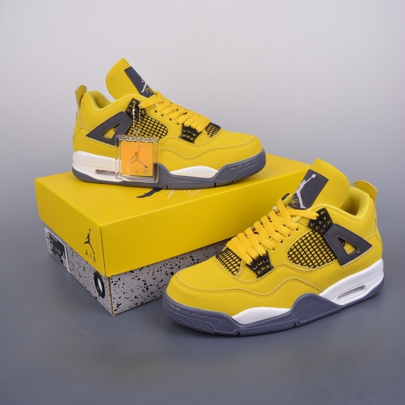 Jordan Yellow and Black Men's Shoes - Picture 1 of 5